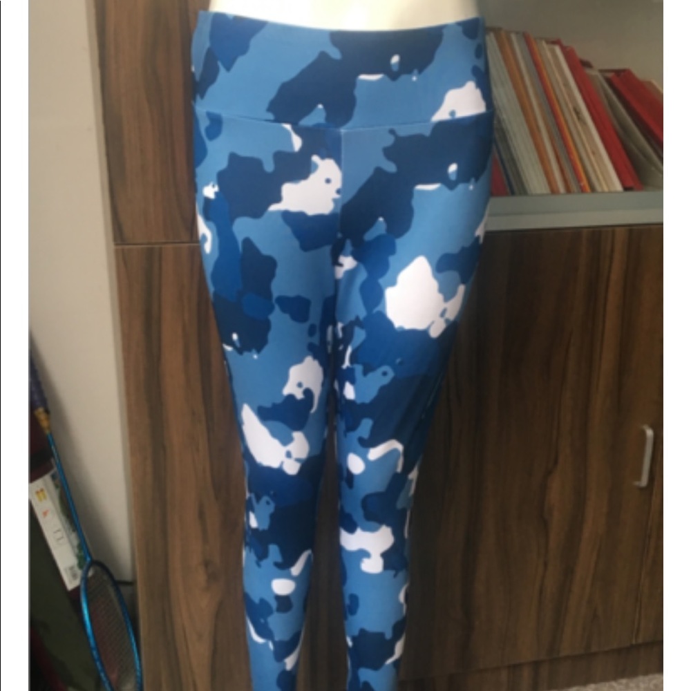 Blue Camoflauge running pants
